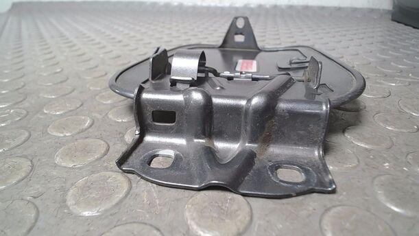 Foto: TANKKLAPPE/ TANKDECKEL eines Volvo V40 1.9 D GL