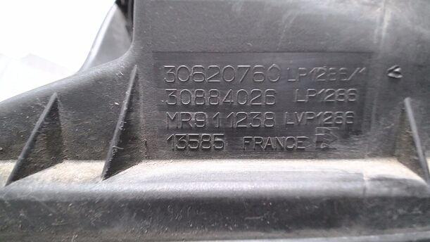 Foto: LUFTFILTERKASTEN eines Volvo V40 1.9 D