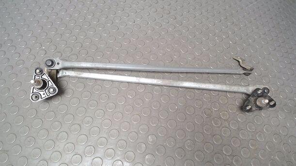 Foto: SCHEIBENWISCHERGESTÄNGE VORN eines Volvo V40 1.9 D