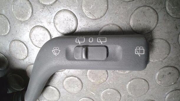 Foto: SCHEIBENWISCHERSCHALTER eines Volvo V40 1.9 D