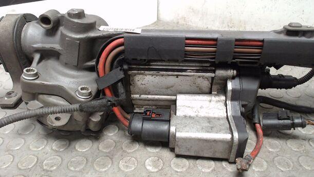 Foto: LENKGETRIEBE ELEKTRISCH eines VW Golf Plus 1.9 TDI