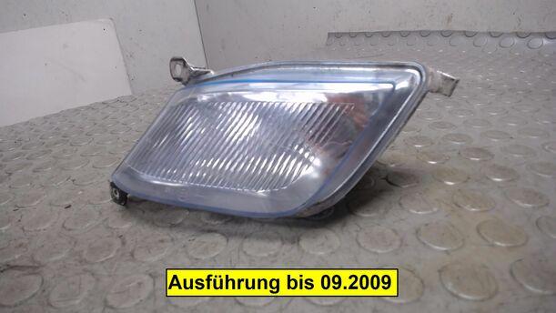 Foto: BLINKER LINKS (GEKLEBT) eines Nissan Micra 1.2