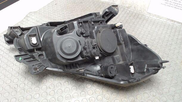 Foto: SCHEINWERFER LINKS eines Renault Clio 1.5 dCi