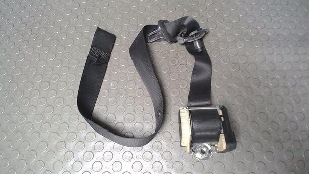 Foto: SICHERHEITSGURT VORN LINKS ( 2/3 TÜRER ) eines Opel Corsa 1.0 12V