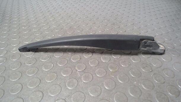 Foto: SCHEIBENWISCHERARM HINTEN eines Opel Corsa 1.0 12V