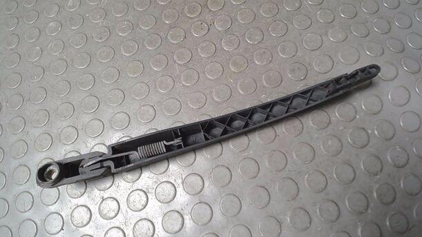 Foto: SCHEIBENWISCHERARM HINTEN eines Opel Corsa 1.0 12V