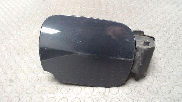Foto: TANKKLAPPE / TANKDECKEL eines Renault Clio 1.5 dCi