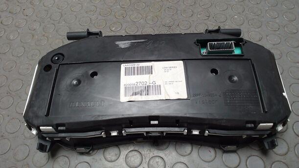 Foto: TACHOEINHEIT / KOMBIINSTRUMENT eines Renault Clio 1.5 dCi