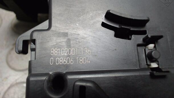 Foto: BLINKSCHALTER / KOMBISCHALTER eines Renault Clio 1.5 dCi