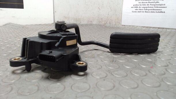 Foto: GASPEDAL eines Renault Clio 1.5 dCi