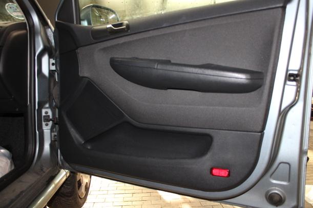 Foto: TÜR VORN RECHTS ( 4/5 TÜRER ) eines Skoda Fabia 1.4 16V