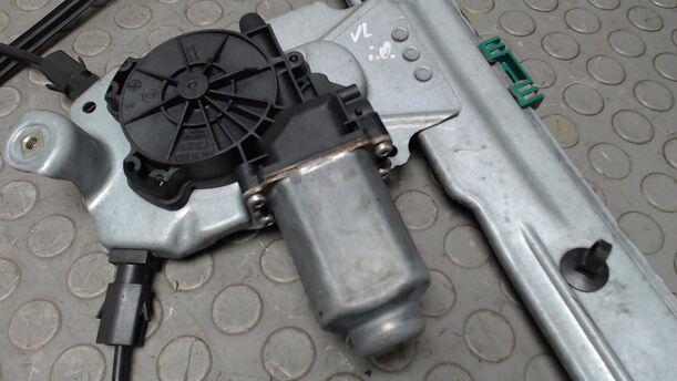 Foto: FENSTERHEBER VORN LINKS eines Renault Clio 1.5 dCi