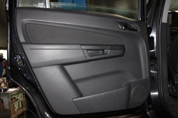 Foto: TÜR HINTEN LINKS eines Opel Zafira 1.7 CDTI