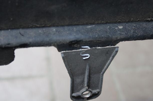 Foto: STOSSFÄNGER / STOßSTANGE HINTEN eines Opel Zafira 1.7 CDTI