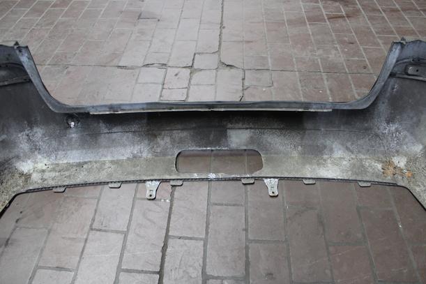Foto: STOSSFÄNGER / STOßSTANGE HINTEN eines Opel Zafira 1.7 CDTI