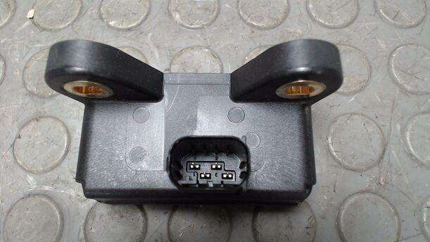 Foto: DREHRATENSENSOR eines Opel Zafira 1.7 CDTI