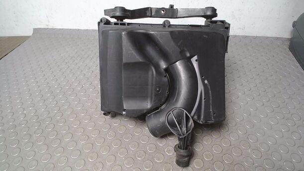 Foto: LUFTFILTERKASTEN Z16XEP eines Opel Meriva 1.6 16V