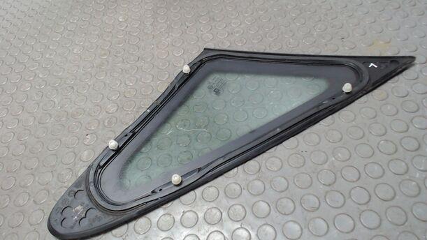 Foto: DREIEICKSSCHEIBE LINKS eines Opel Zafira 1.7 CDTI