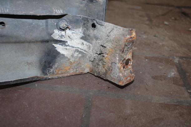 Foto: KOTFLÜGE LINKS eines Opel Corsa 16V