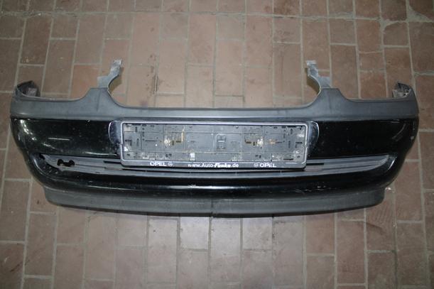 Foto: STOSSSTANGE / STOSSFÄNGER VORN eines Opel Corsa 16V