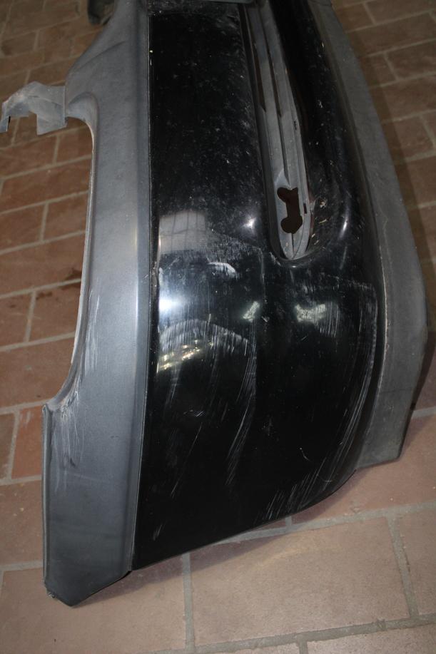 Foto: STOSSSTANGE / STOSSFÄNGER VORN eines Opel Corsa 16V