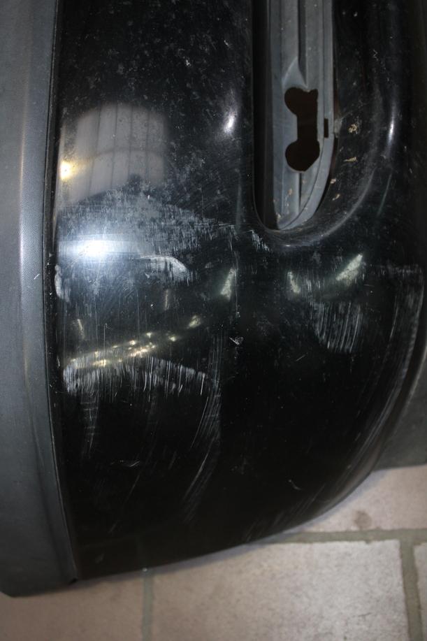 Foto: STOSSSTANGE / STOSSFÄNGER VORN eines Opel Corsa 16V