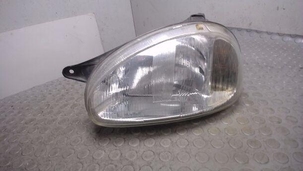 Foto: SCHEINWERFER LINKS VALEO eines Opel Corsa 16V