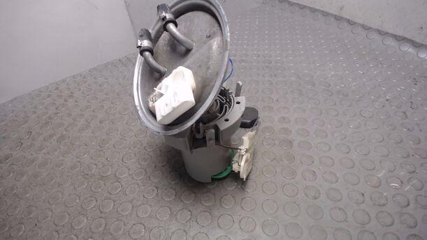 Foto: KRAFTSTOFFPUMPE eines Opel Corsa 16V