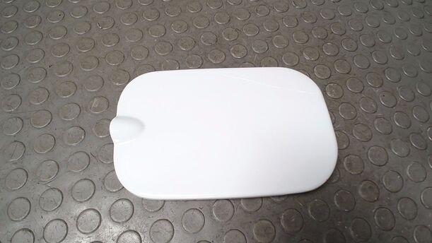 Foto: TANKKLAPPE/ TANKDECKEL eines Dacia Sandero 1.2 16V