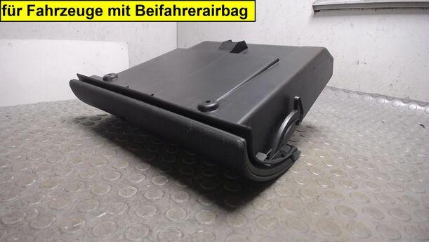 Foto: HANDSCHUHFACH eines Opel Corsa 16V