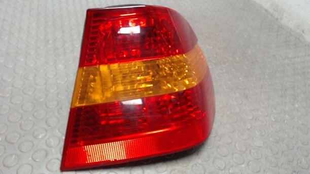 Foto: HECKLEUCHTE / RÜCKLEUCHTE RECHTS eines BMW 316i