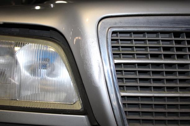 Foto: MOTORHAUBE eines Mercedes-Benz C 200 T