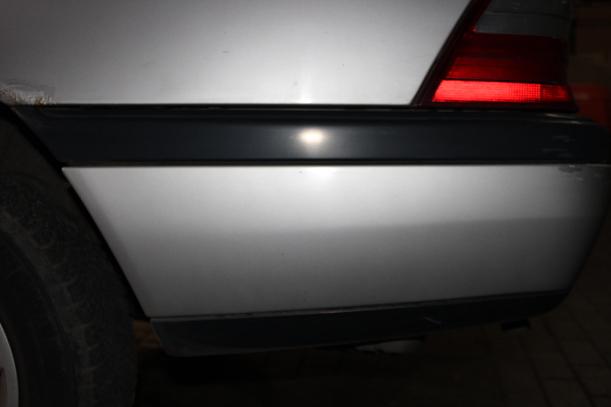 Foto: STOSSSTANGE / STOSSFÄNGER HINTEN eines Mercedes-Benz C 200 T