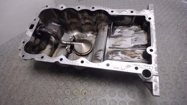 Foto: ÖLWANNE X10XE eines Opel Corsa 16V