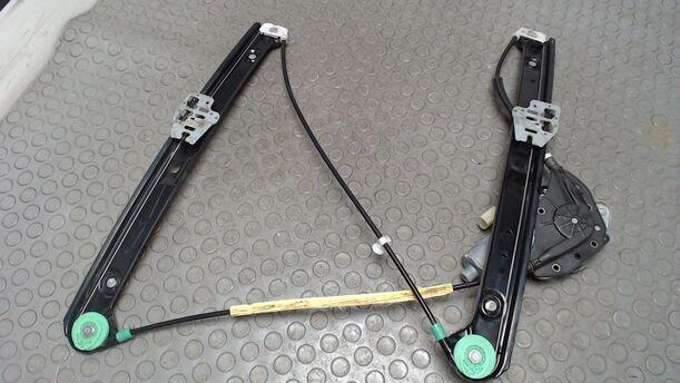 Foto: FENSTERHEBER VORN LINKS ELEKTRISCH eines BMW 316i