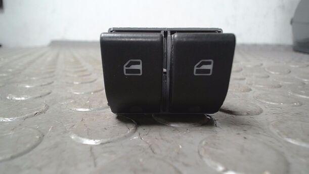 Foto: FENSTERHEBERSCHALTER eines VW Polo 1.4