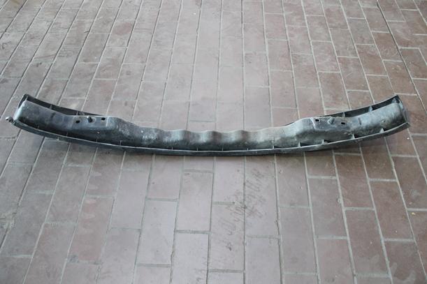 Foto: VERSTÄRKUNG VORN eines Citroen Xsara Picasso 1.8i