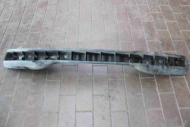 Foto: VERSTÄRKUNG VORN eines Citroen Xsara Picasso 1.8i