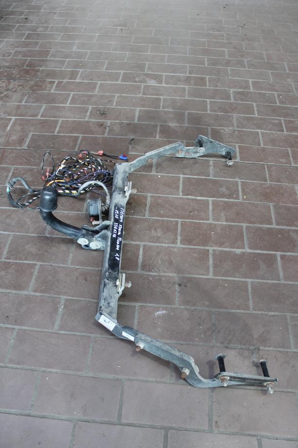 Foto: ANHÄNGERZUGVORRICHTUNG eines Citroen Xsara Picasso 1.8i