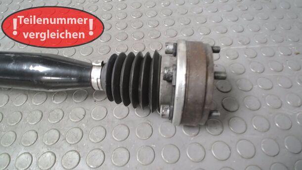 Foto: ANTRIEBSWELLE RECHTS ( SCHALTGETRIEBE ) eines VW Polo 1.4