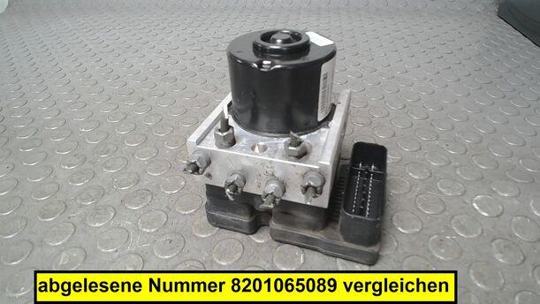 Foto: HAUPTBREMSAGGREGAT ABS eines Renault Twingo 1.2 LEV 16V 75