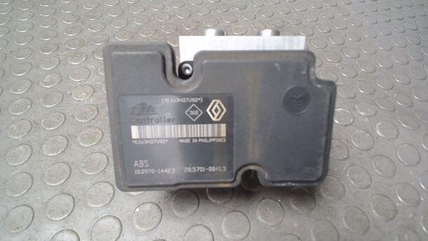 Foto: HAUPTBREMSAGGREGAT ABS eines Renault Twingo 1.2 LEV 16V 75