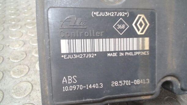 Foto: HAUPTBREMSAGGREGAT ABS eines Renault Twingo 1.2 LEV 16V 75