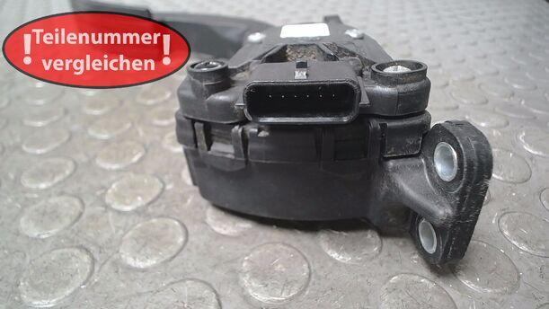 Foto: GASPEDAL eines Renault Twingo 1.2 LEV 16V 75