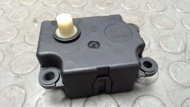 Foto: STELLMOTOR HEIZUNG eines Citroen Xsara Picasso 1.8i