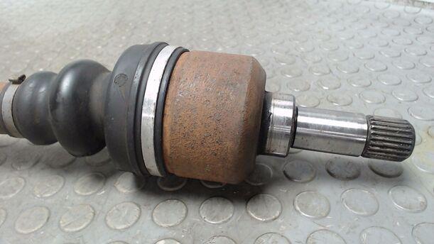 Foto: ANTRIEBSWELLE LINKS eines Citroen Xsara Picasso 1.8i