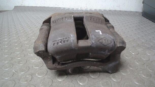 Foto: BREMSSATTEL VORN LINKS ( TRW ) eines Renault Twingo 1.2 LEV 16V 75 Cup