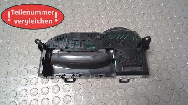 Foto: TACHOEINHEIT eines Renault Twingo 1.2 LEV 16V 75 Cup