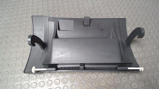 Foto: KLAPPE HANDSCHUHFACH eines Renault Twingo 1.2 LEV 16V 75 Cup