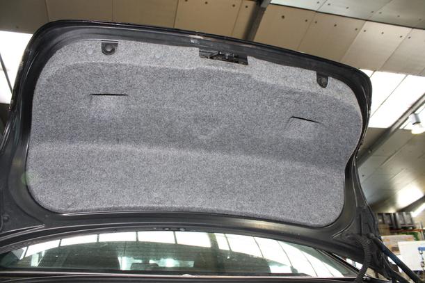 Foto: HECKKLAPPE / HECKDECKEL (MIT RÜCKFAHRKAMERA) eines BMW 320i Cup